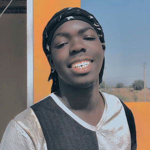 Meet your Posher, Fallou